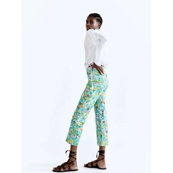 NWT Zara Floral Printed Linen Blend High Waisted Cropped Flare Trousers, Size 4 - Picture 3 of 16